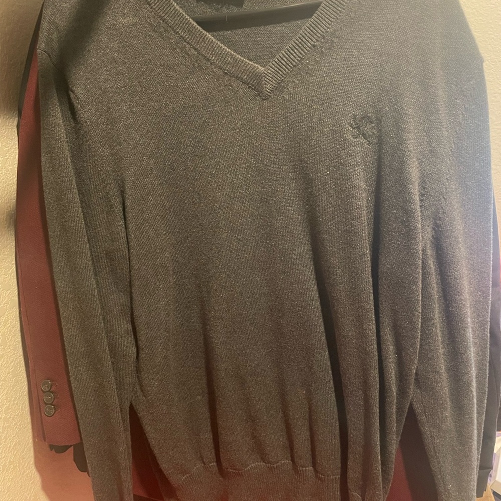 Men's Gray V-Neck Sweater